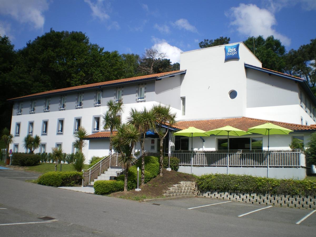 Ibis Budget Biarritz - Anglet Bagian luar foto